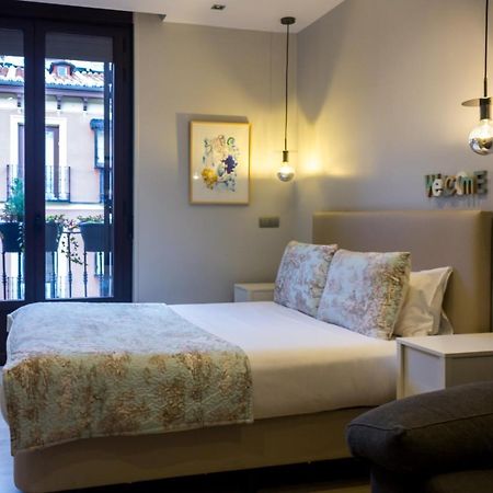 Arenal Suites Preciados มาดริด ภายนอก รูปภาพ