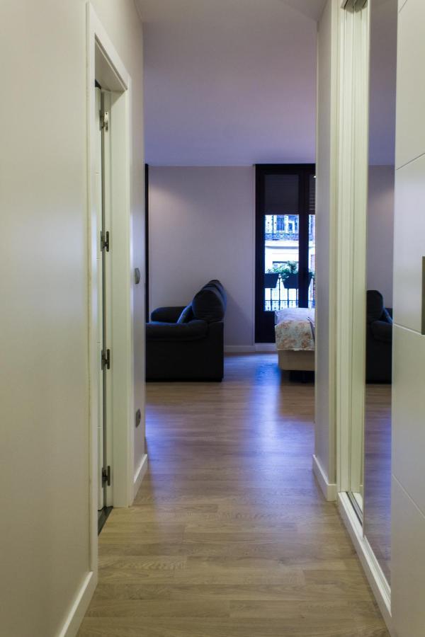 Arenal Suites Preciados มาดริด ภายนอก รูปภาพ